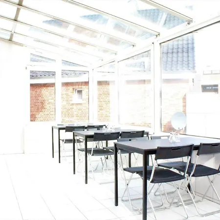 Hostel 