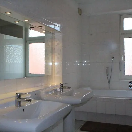 Hostel 